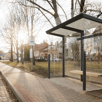 Sabiedriskā transporta pieturvieta TRAX 2