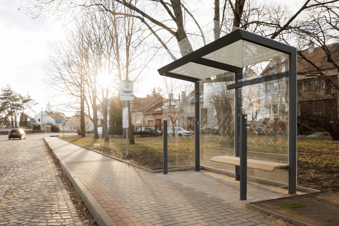 Sabiedriskā transporta pieturvieta TRAX 2